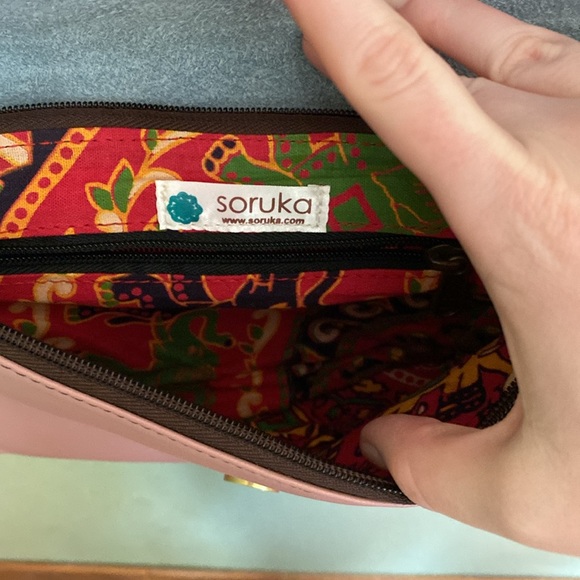 Soruka Leather Crossbody/Wristlet - Picture 5 of 7